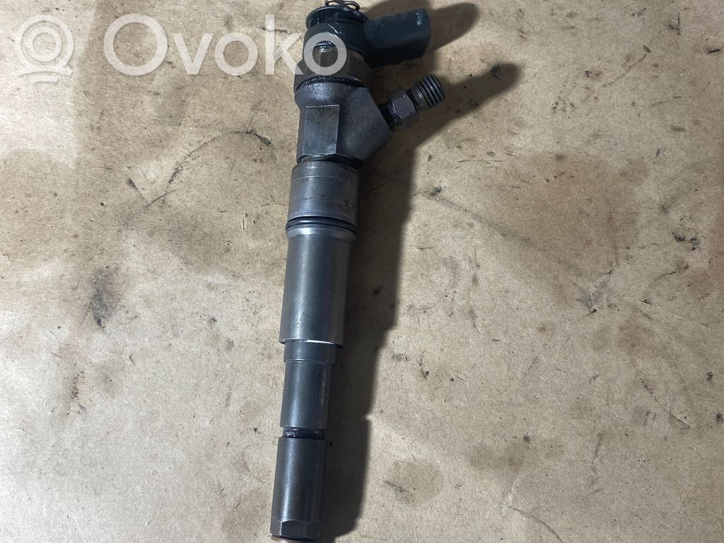 BMW 7 E65 E66 Polttoainesuutin 