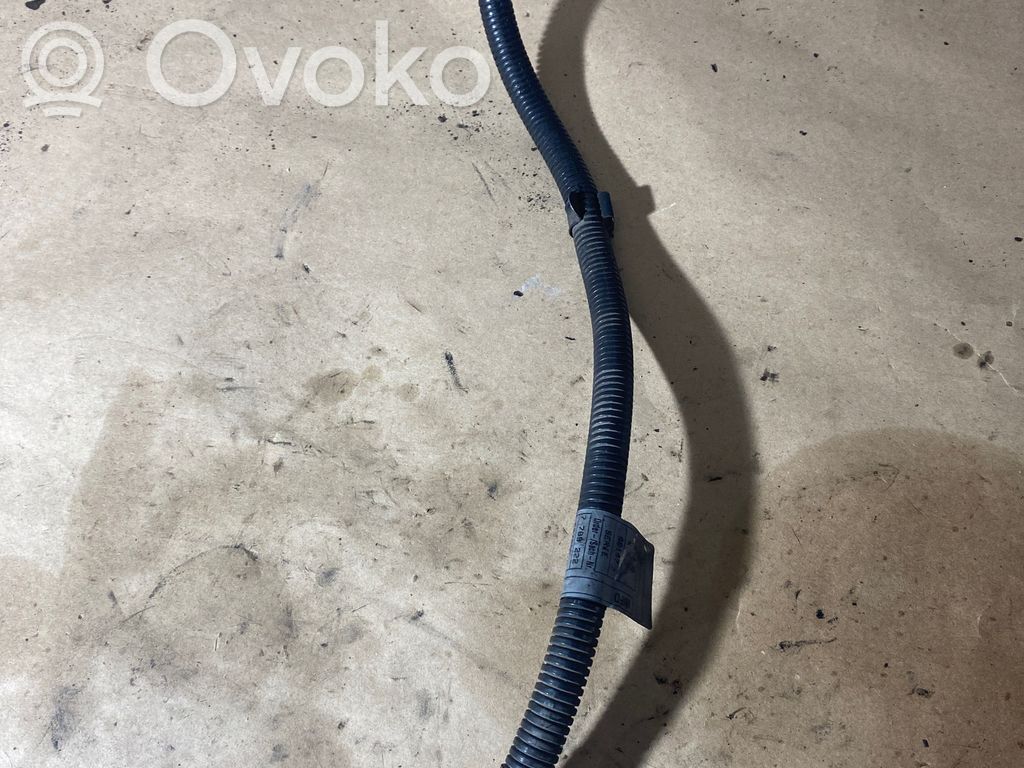 BMW 7 E65 E66 Cables (alternador) 