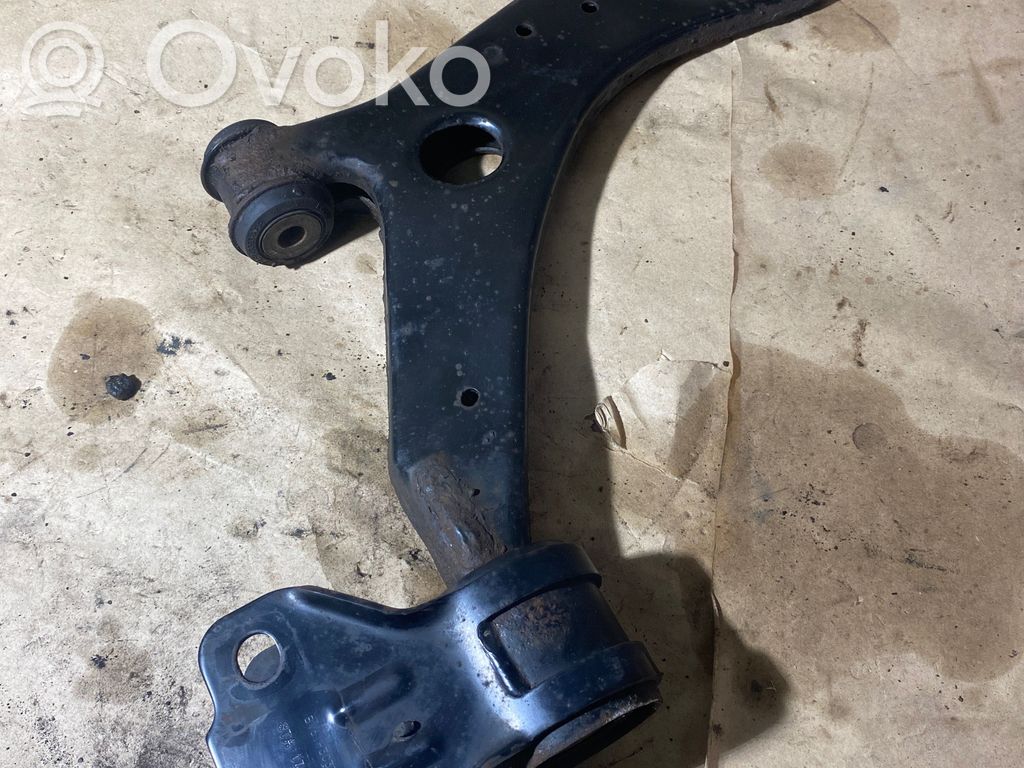 Ford Focus Front lower control arm/wishbone 
