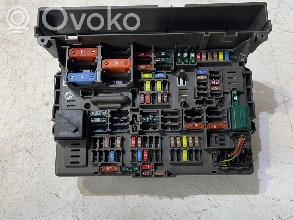Module de fusibles   9119446,17925000000A,90609167