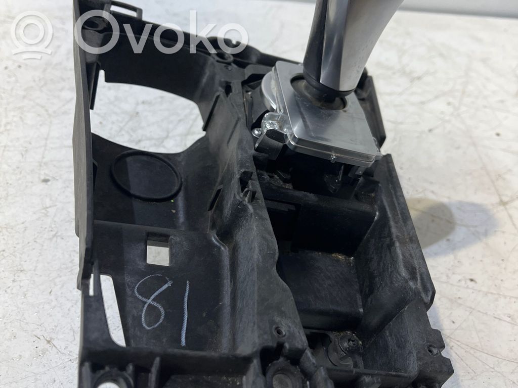 Gear shift switch/knob   10022151,03111008,90113103070306
