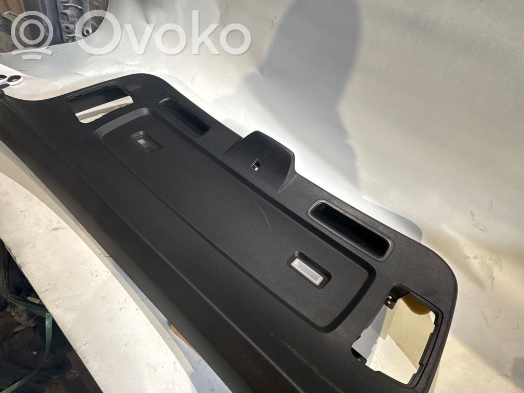 BMW X6 E71 Tailgate trim 