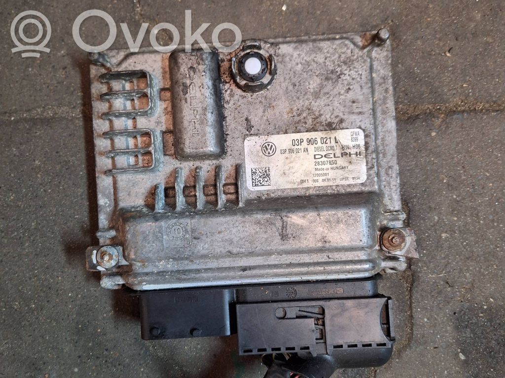 Skoda Fabia Mk2 (5J) Sterownik / Moduł ECU 
