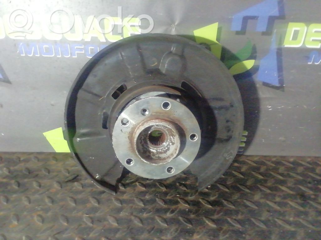 Mangueta de dirección de rueda trasera   676158009