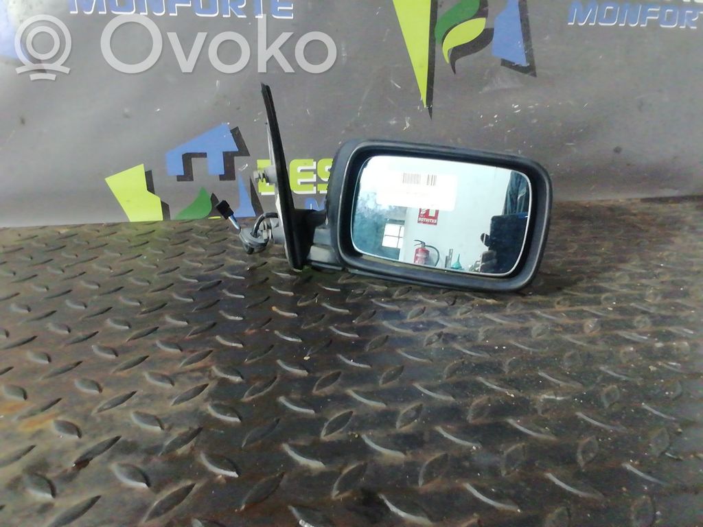 BMW 3 E36 Front door electric wing mirror 