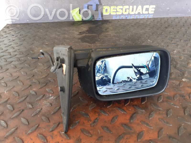 BMW 3 E30 Front door electric wing mirror 