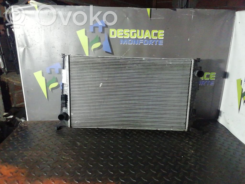 Dacia Duster Coolant radiator 