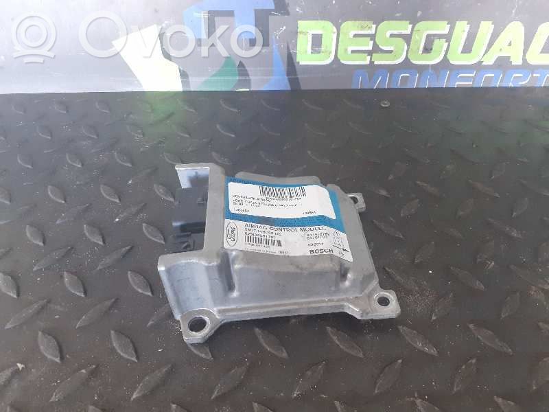 Ford Focus Airbag control unit/module 