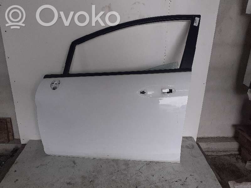 Ford Fiesta Puerta delantera 