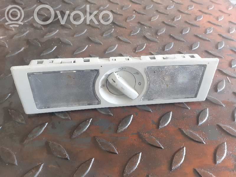 Inne oświetlenie wnętrza kabiny   5N1857507Q