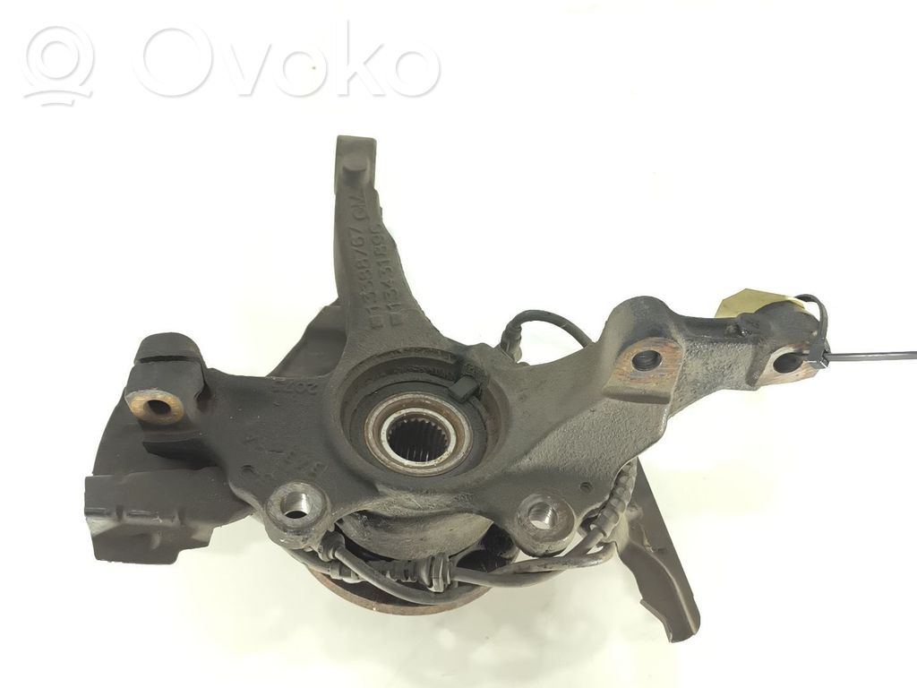Opel Corsa E Achsschenkel vorne 