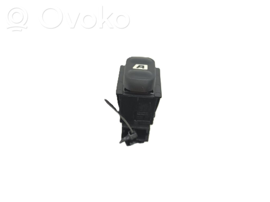Peugeot 607 Electric window control switch 