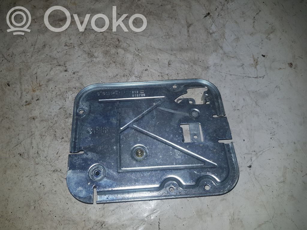 BMW X5 E53 Spyna galinio dangčio 