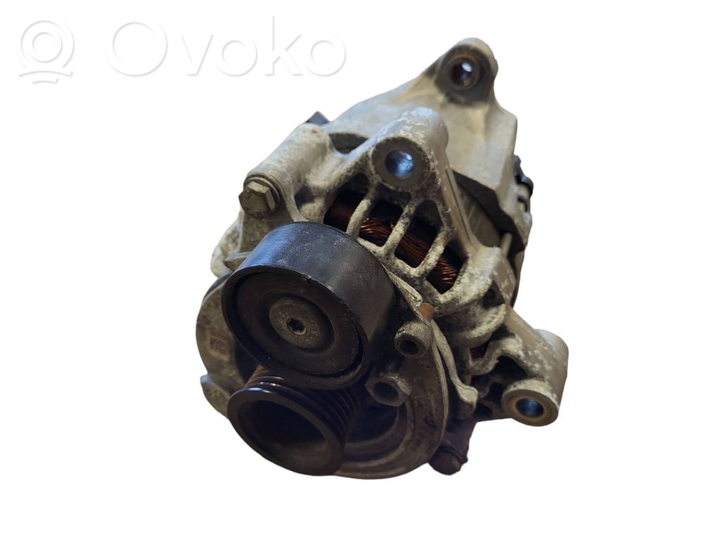 BMW 5 G30 G31 G38 Generatorius 