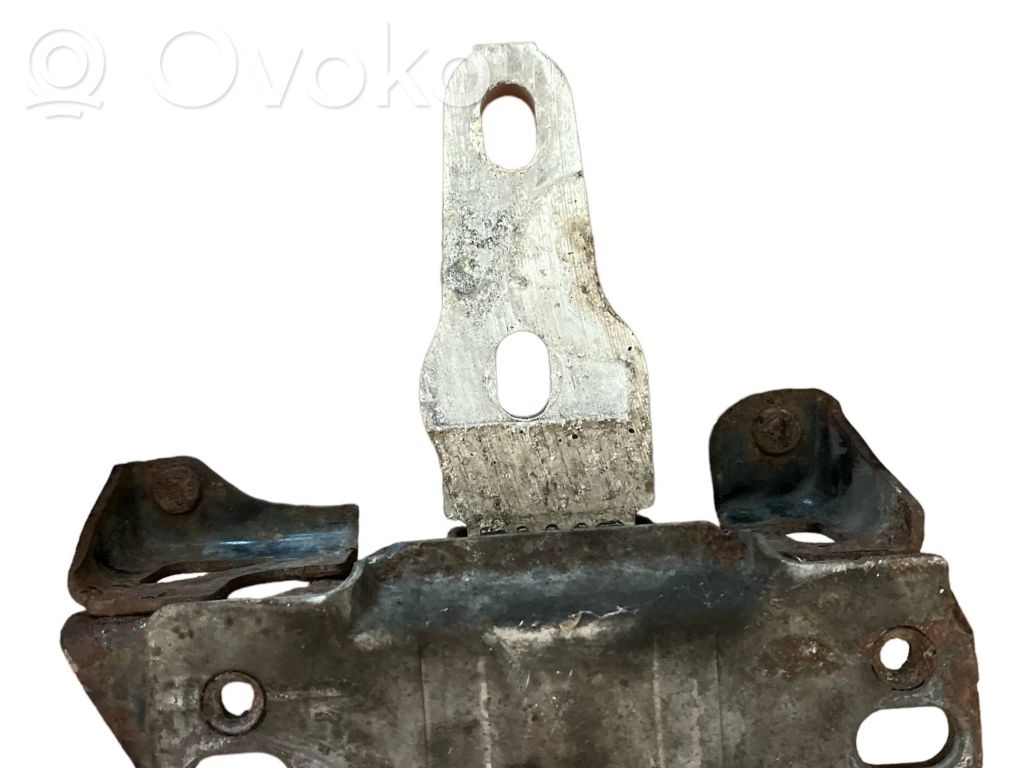 Ford Fiesta Engine mount bracket 