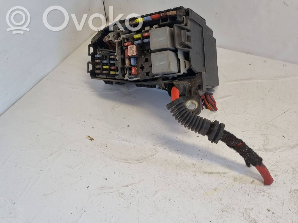 Volvo XC60 Skrzynka bezpieczników / Komplet 