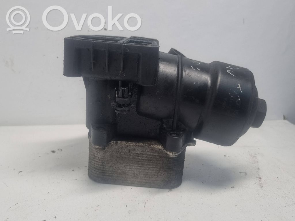 Volkswagen Golf V Mocowanie / uchwyt filtra oleju 