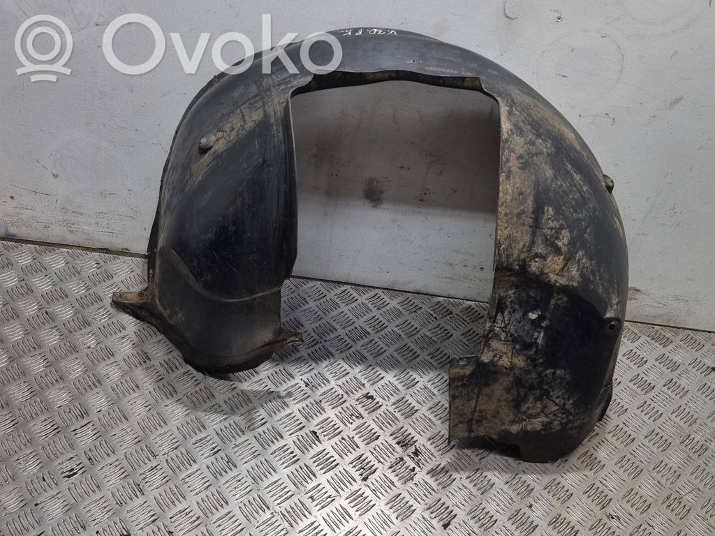 Volvo V70 Priekinis posparnis 