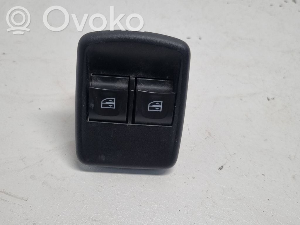 Opel Vivaro Przyciski szyb 
