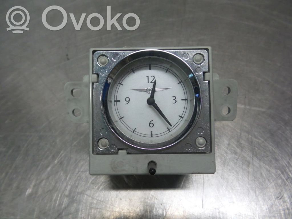 Chrysler 300 - 300C Clock 
