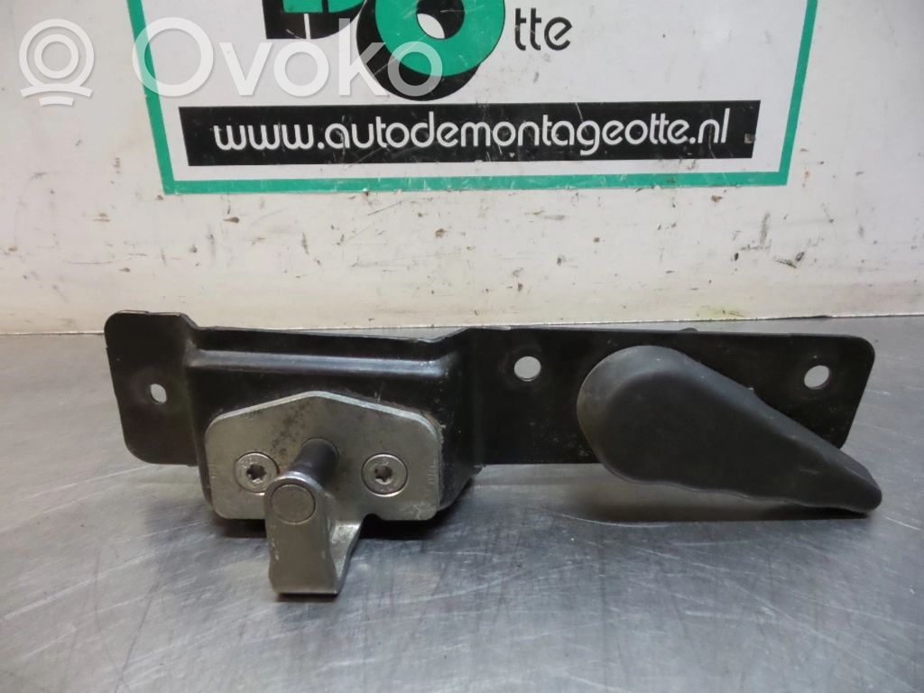 Opel Vivaro Manecilla de la puerta trasera maletero 