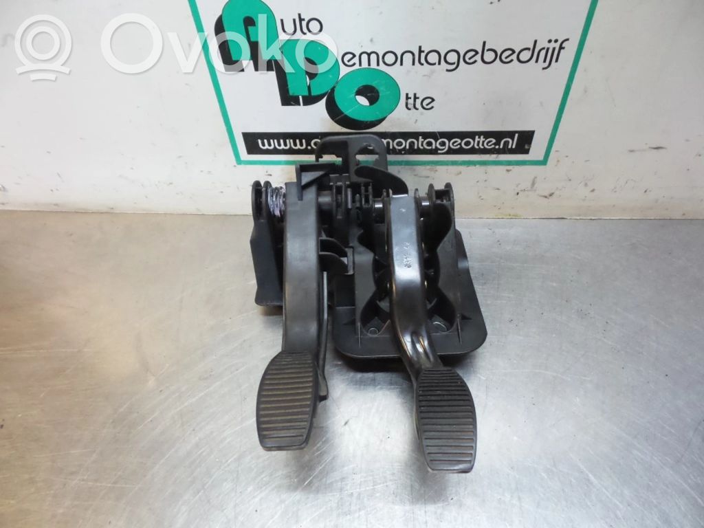 Fiat Panda II Pedal assembly 