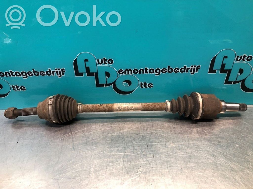Peugeot 1007 Front driveshaft 