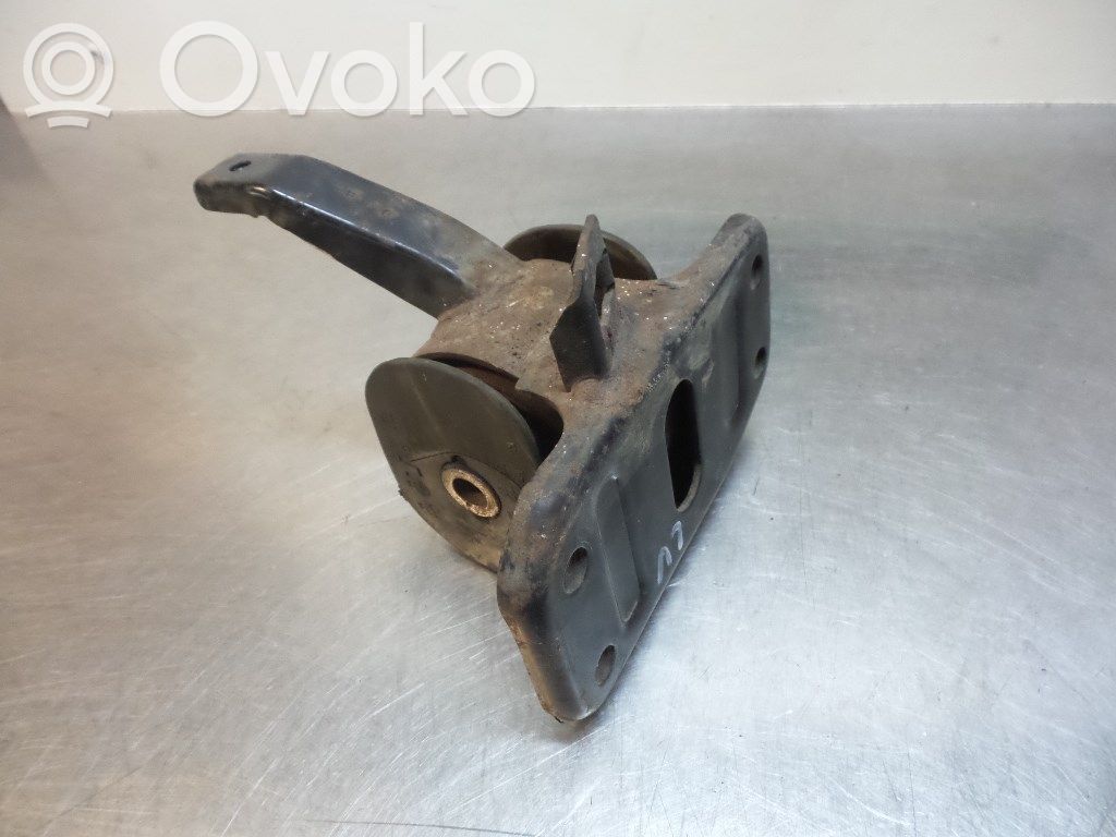 Hyundai Coupe Engine mount bracket 