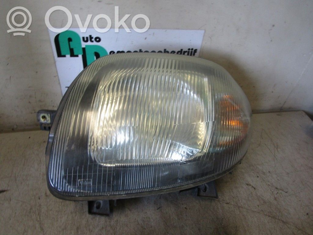 Renault Clio II Phare frontale 