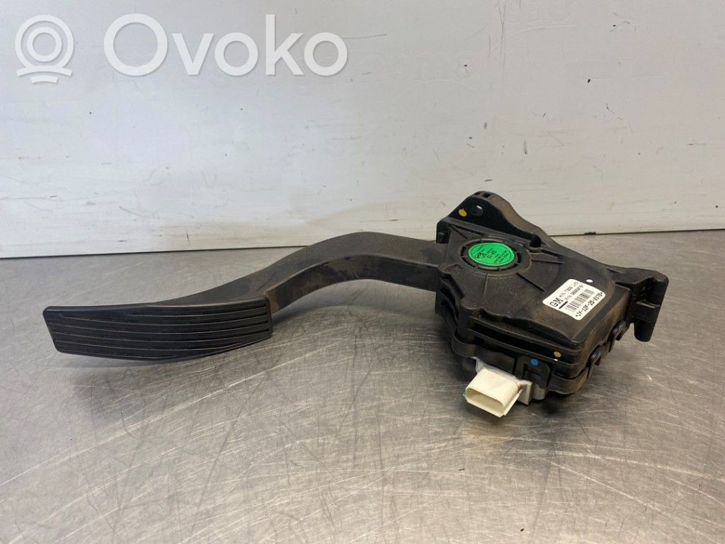 Chevrolet Aveo Pedal del acelerador 
