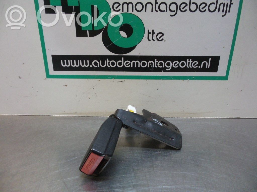 Klamra tylnego pasa bezpieczeństwa   CC627AA,6051131,6051131,CC627AA