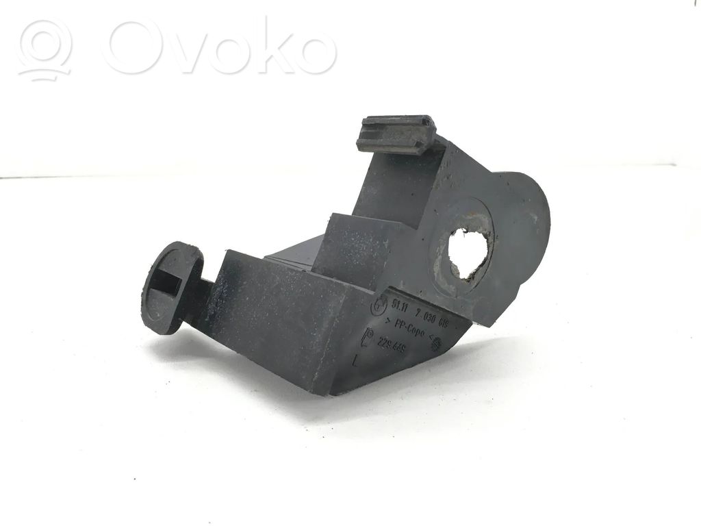 Front bumper mounting bracket   MGM123,7030619