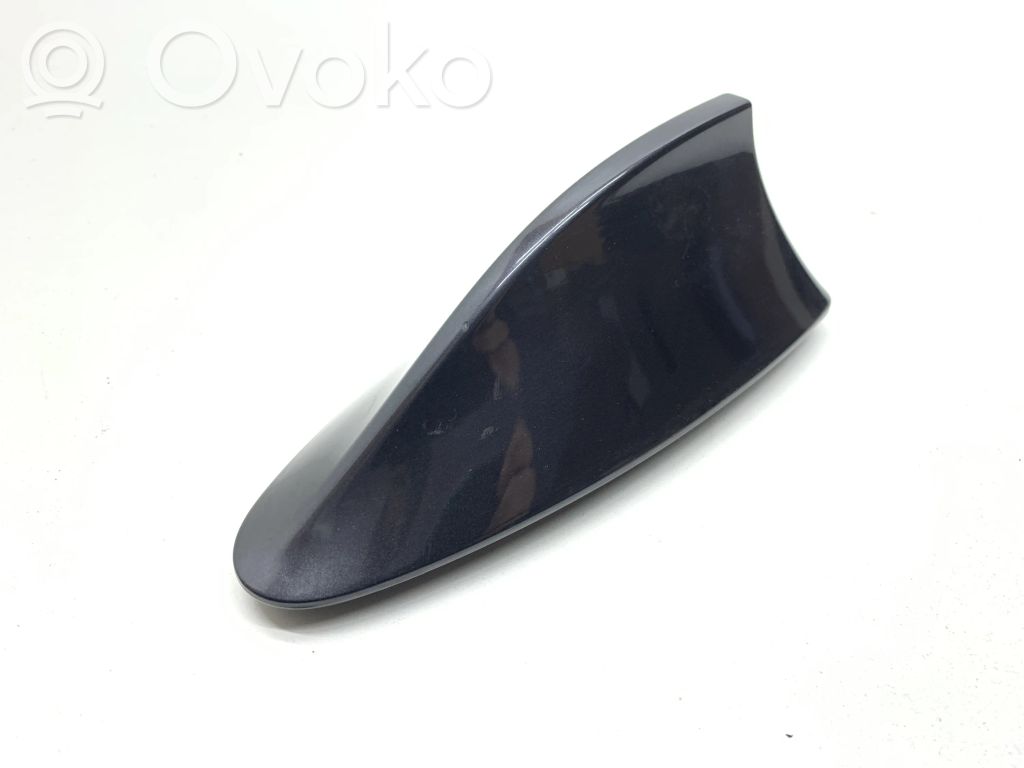 BMW 5 F10 F11 Copertura dell’antenna tetto (GPS) 