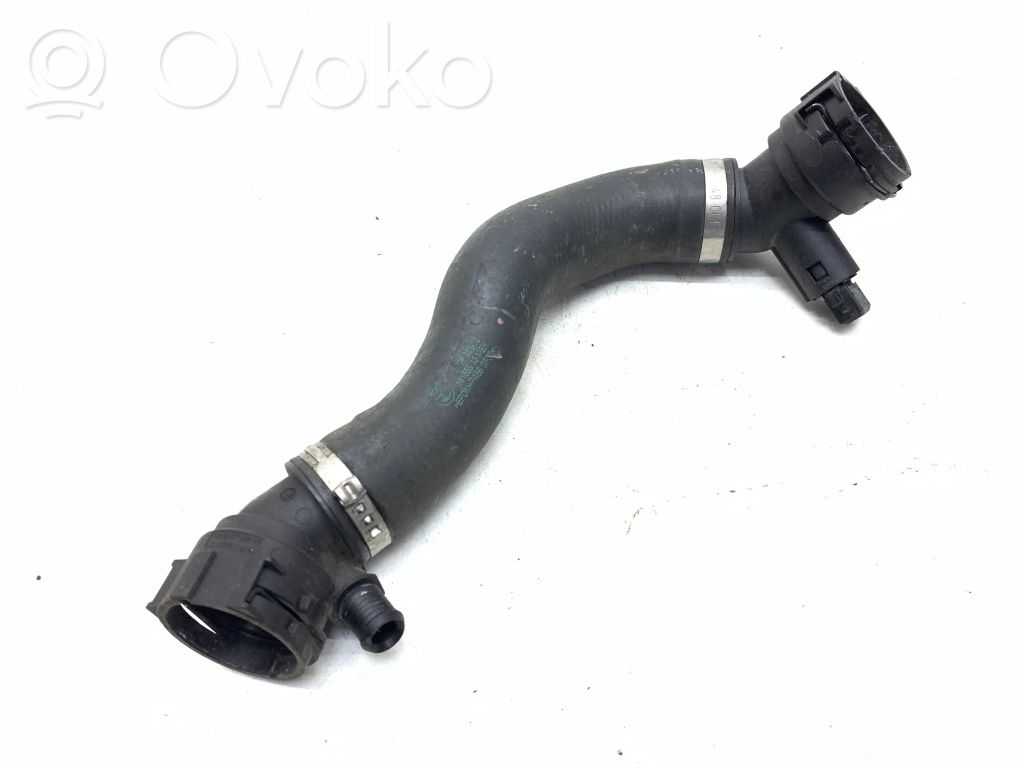 Engine coolant pipe/hose   7576358,757635802