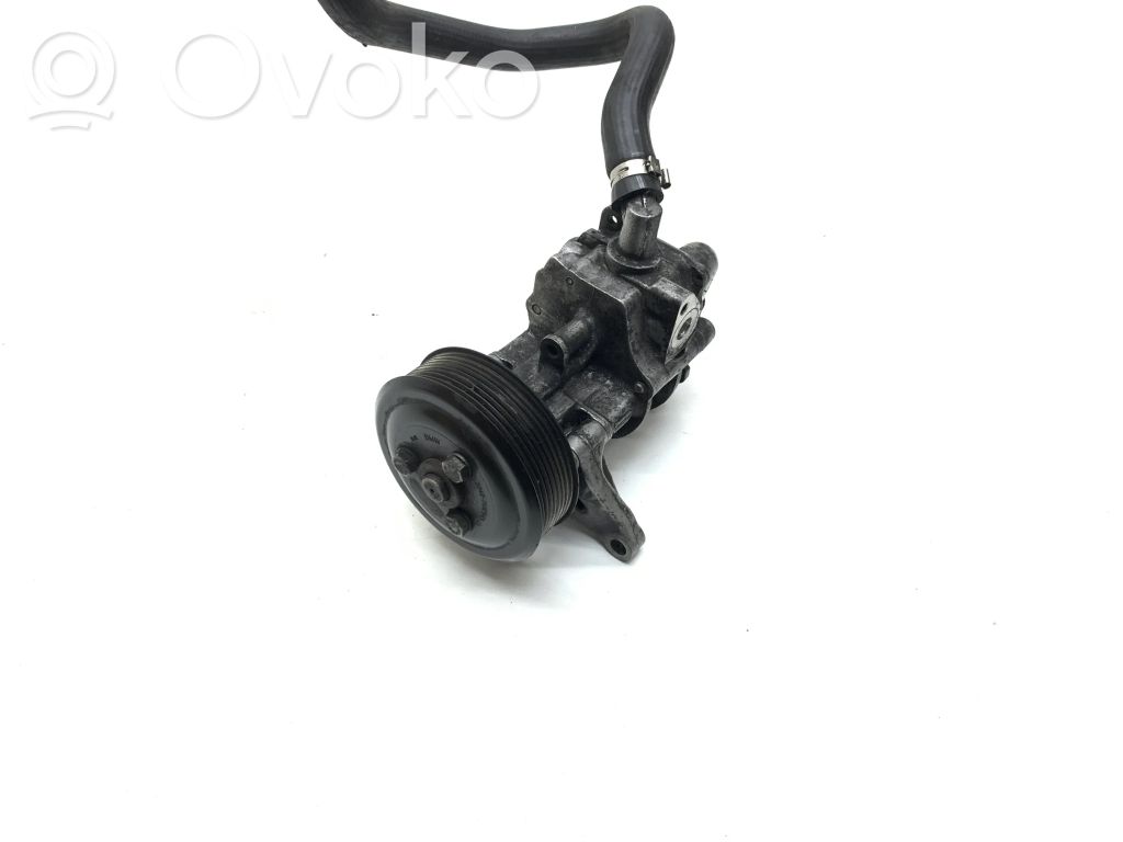BMW 5 F10 F11 Ohjaustehostimen pumppu 