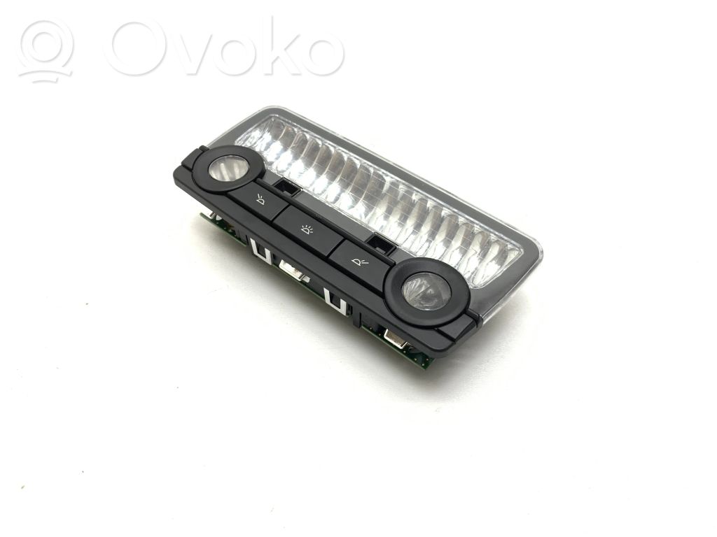 BMW 5 F10 F11 Lampka podsufitki tylna 
