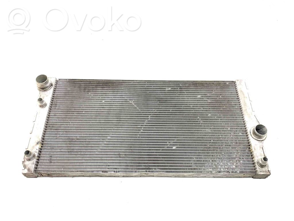BMW 5 F10 F11 Aušinimo skysčio radiatorius 