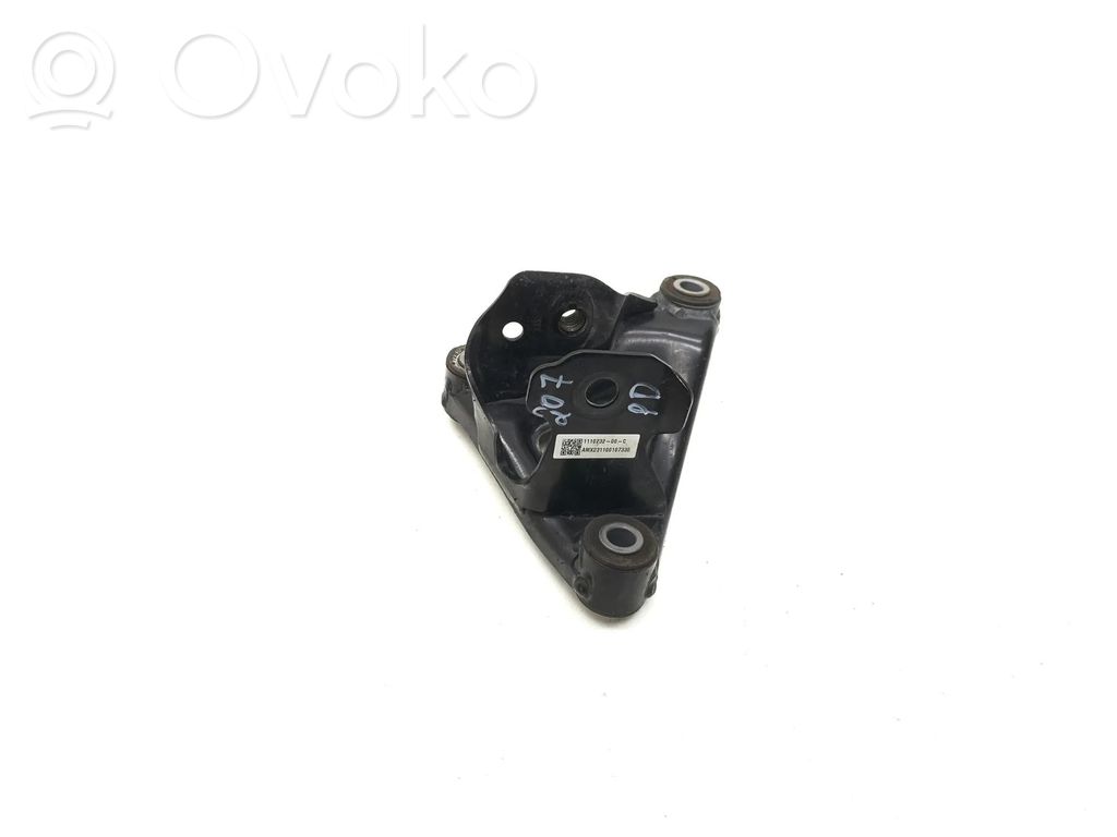 Tesla Model 3 Engine mounting bracket 