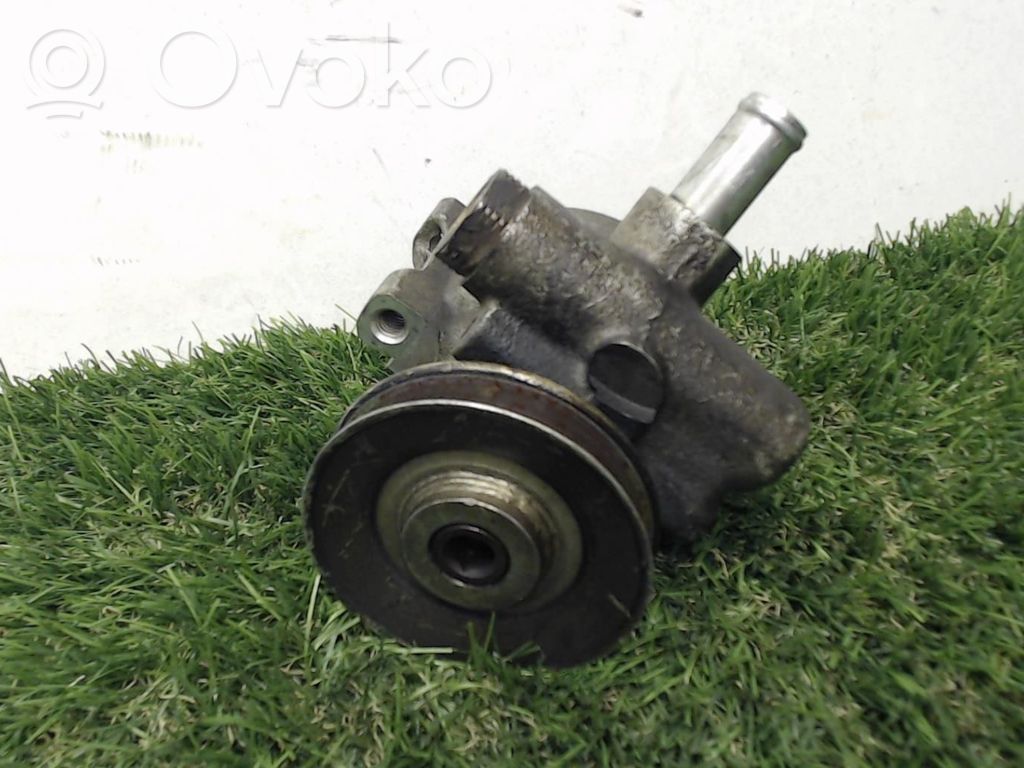 Peugeot 205 Power steering pump 