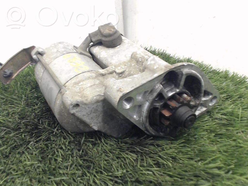 Toyota Yaris Starter motor 