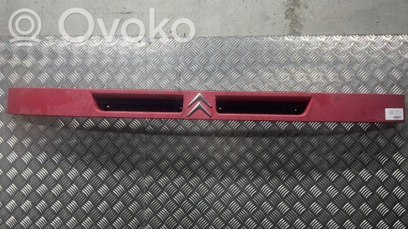 Front grill   00007804E1