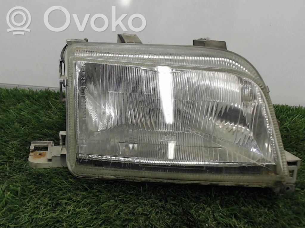 Renault Clio I Headlight/headlamp 