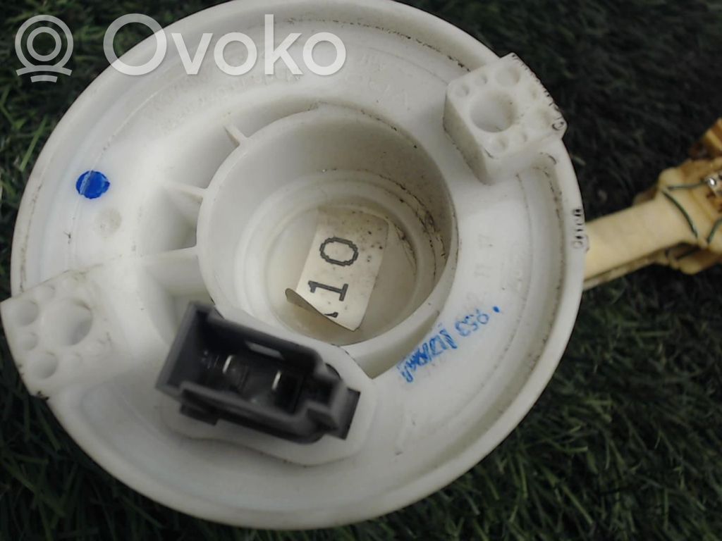 Mercedes-Benz E W210 Fuel level sensor 