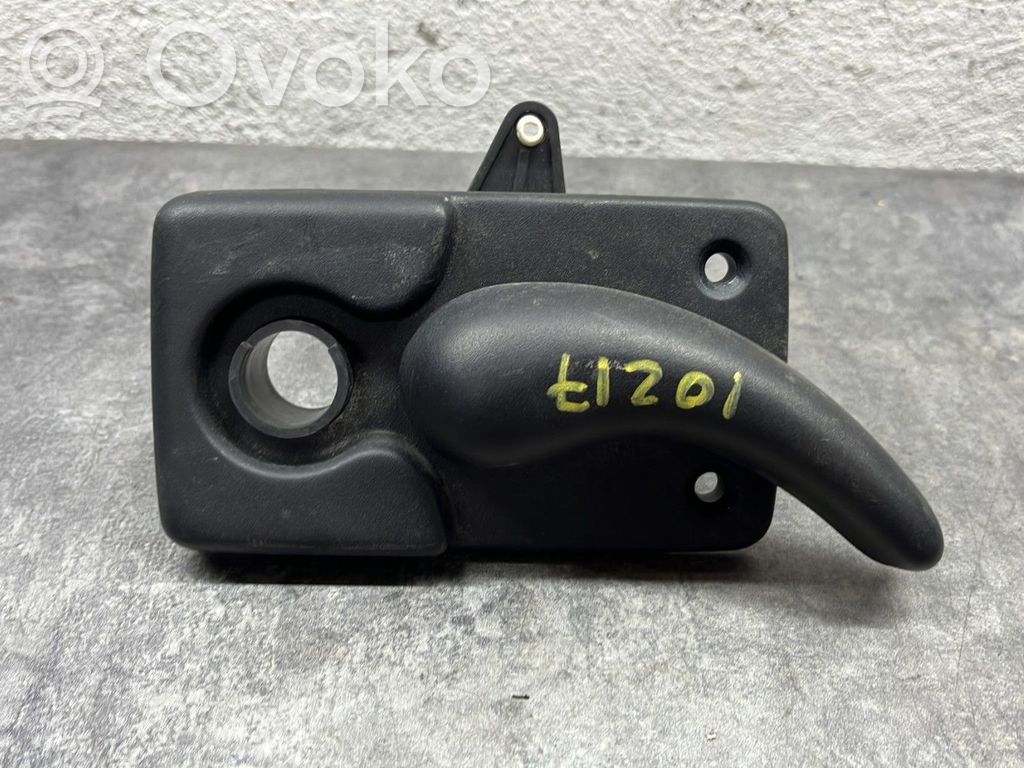 Manecilla interna puerta trasera   7700352