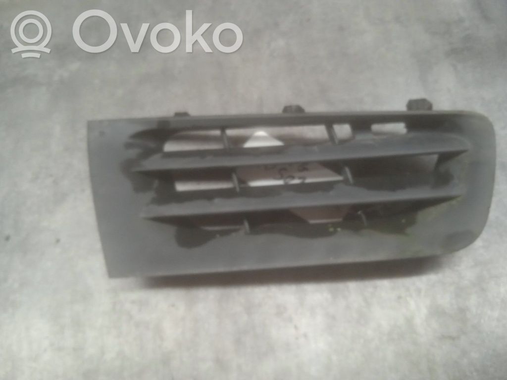 Renault Megane II Front bumper upper radiator grill 