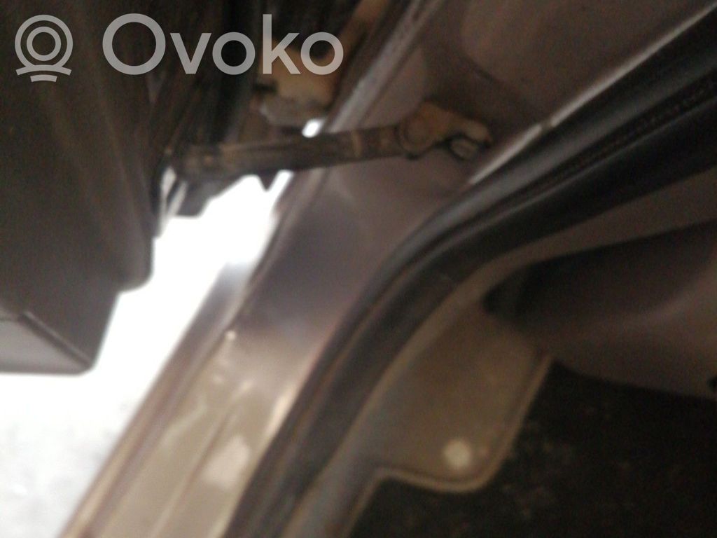 Nissan Note (E11) Ribotuvas galinių durų atvėrimo 