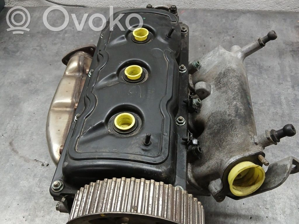 Audi A6 S6 C5 4B Culata del motor 