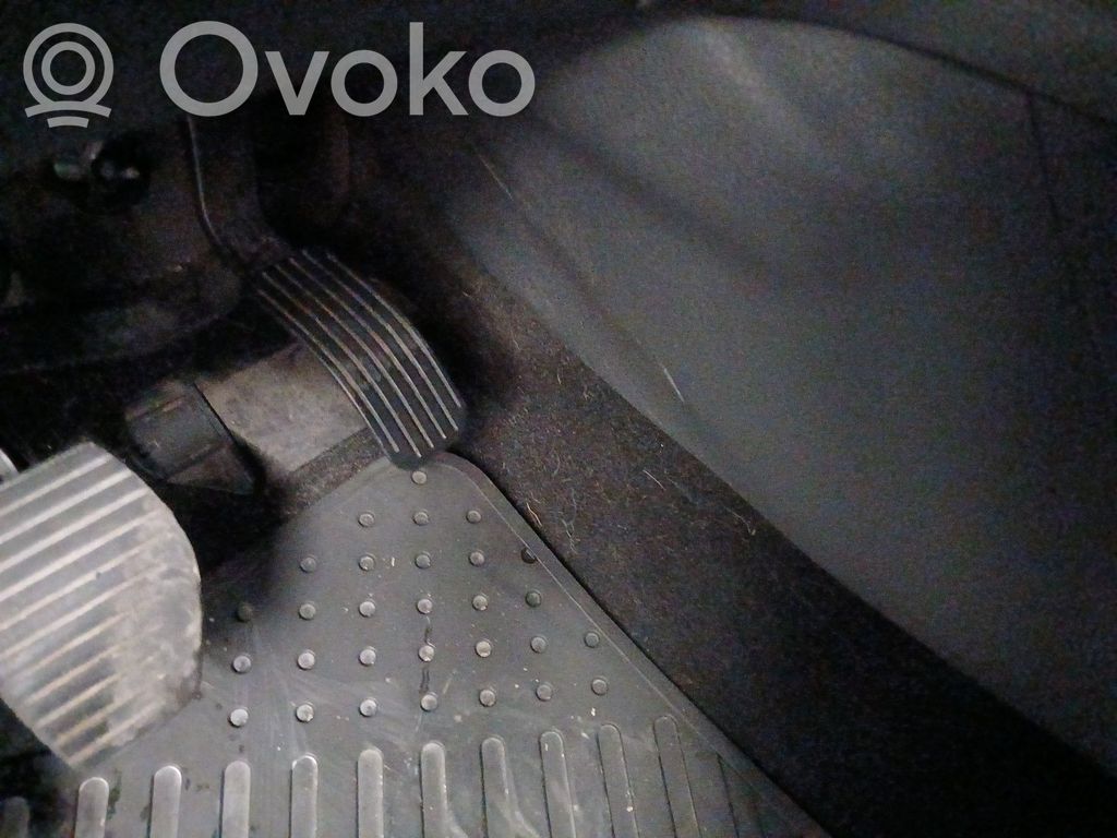 Peugeot 308 Gaspedal 