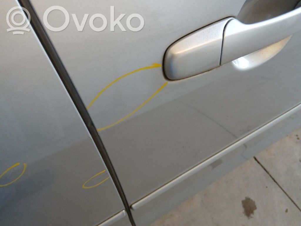 Mazda 5 Priekinės durys 