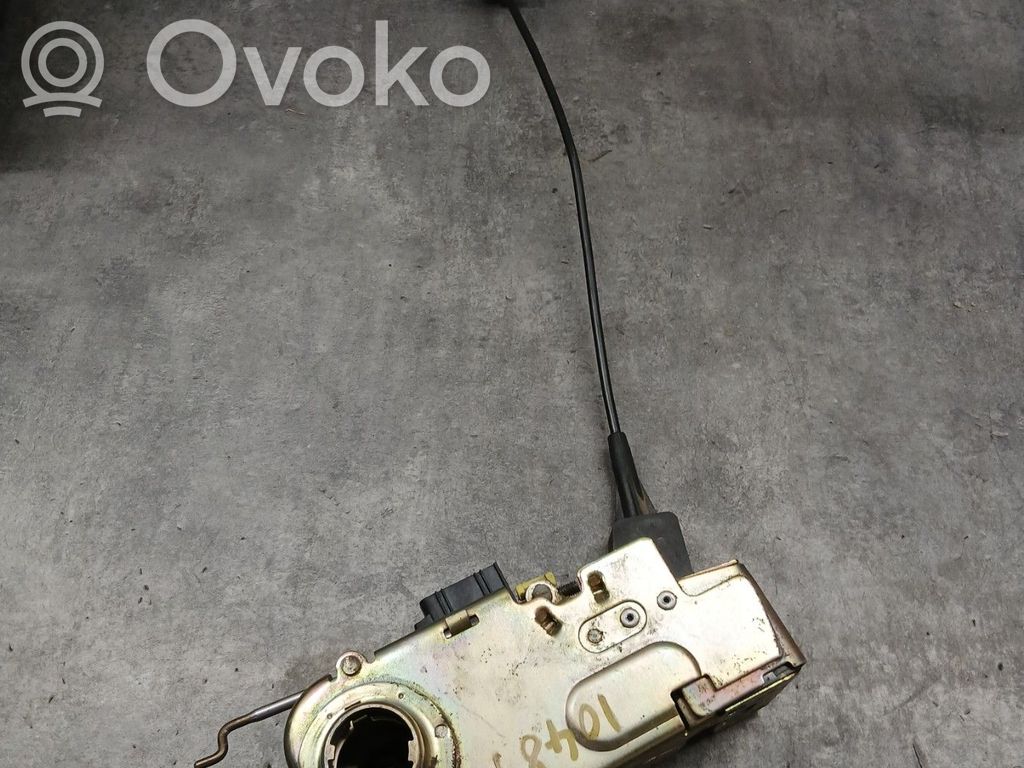 Ford Transit Priekšpusē slēdzene 